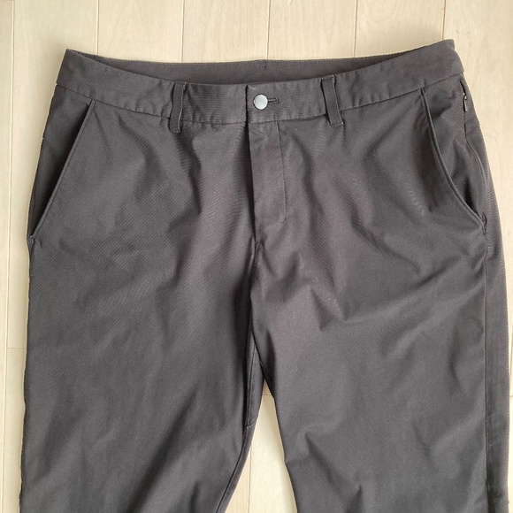 Black Lululemon ABC Commission Pant Relaxed 36/32 - Picture 5 of 14